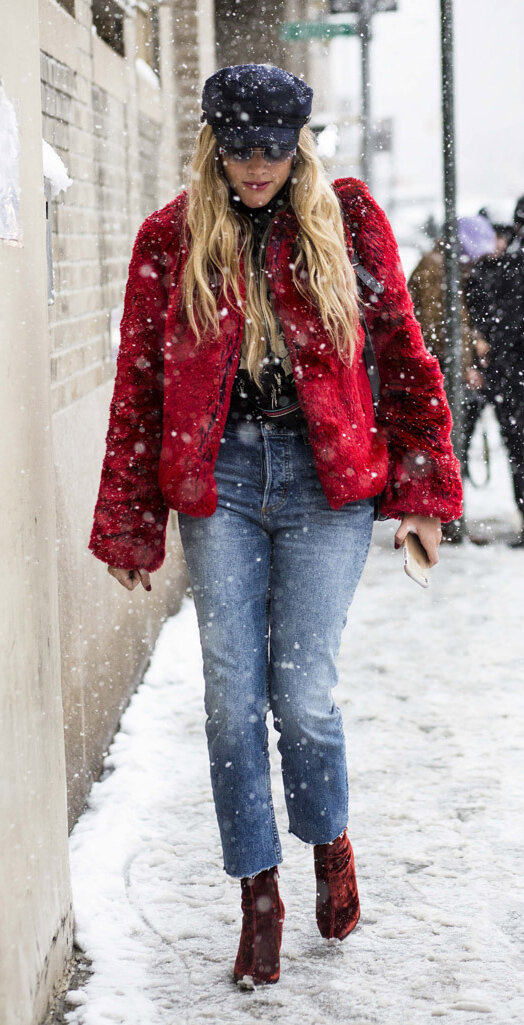 blue-med-crop-jeans-red-shoe-booties-newsboy-hat-sun-snow-red-jacket-coat-fur-fuzz-fall-winter-blonde-lunch.jpg