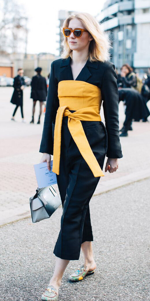 black-culottes-pants-yellow-crop-top-corset-layer-black-jacket-blazer-suit-sun-blonde-yellow-shoe-loafers-spring-summer-lunch.jpg