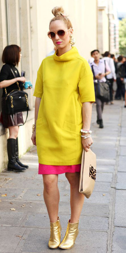 how-to-style-yellow-dress-sweater-sun-blonde-bun-yellow-shoe-booties-gold-tan-bag-clutch-fall-winter-fashion-earrings-lunch.jpg