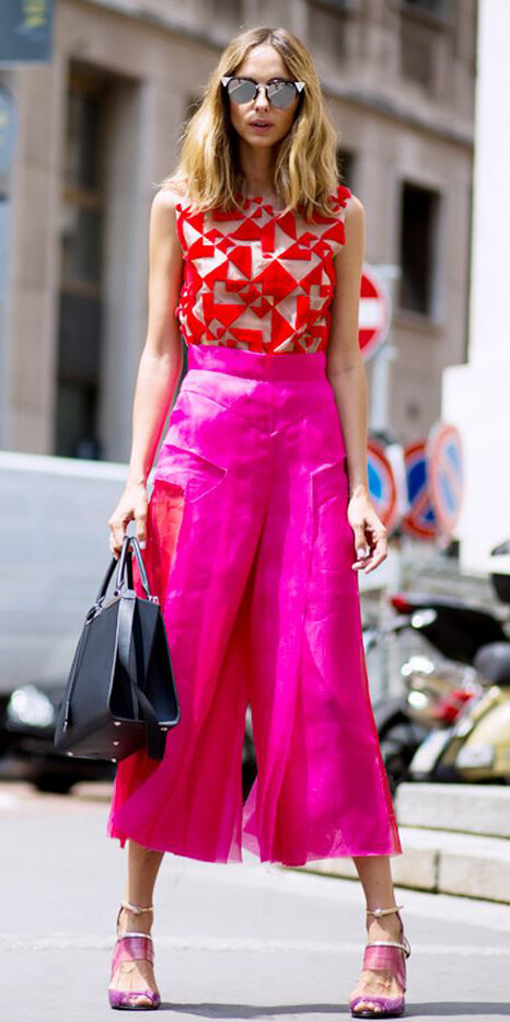 pink-magenta-culottes-pants-red-top-tonal-pink-shoe-sandalh-sun-spring-summer-blonde-lunch.jpg