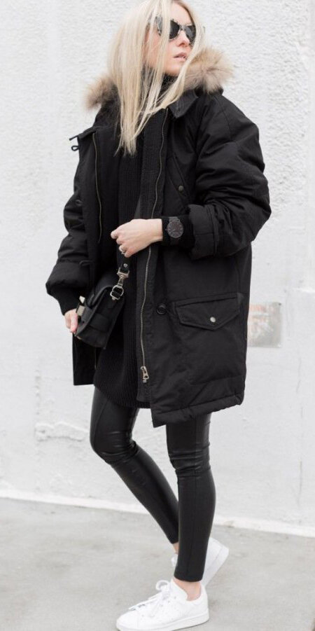 black-leggings-black-sweater-turtleneck-watch-blonde-sun-white-shoe-sneakers-black-bag-mono-black-jacket-coat-parka-fall-winter-weekend.jpg