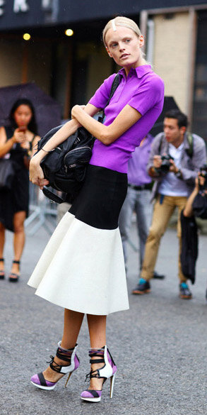 white-midi-skirt-purple-royal-tee-polo-bun-colorblock-purple-shoe-sandalh-spring-summer-blonde-lunch.jpg