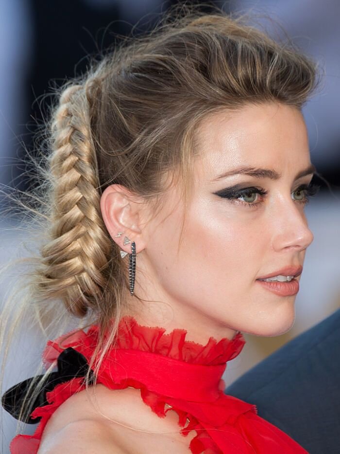 hair-makeup-amberheard-blonde-reddress-braid-updo-eyeshadow-eyeliner.jpg