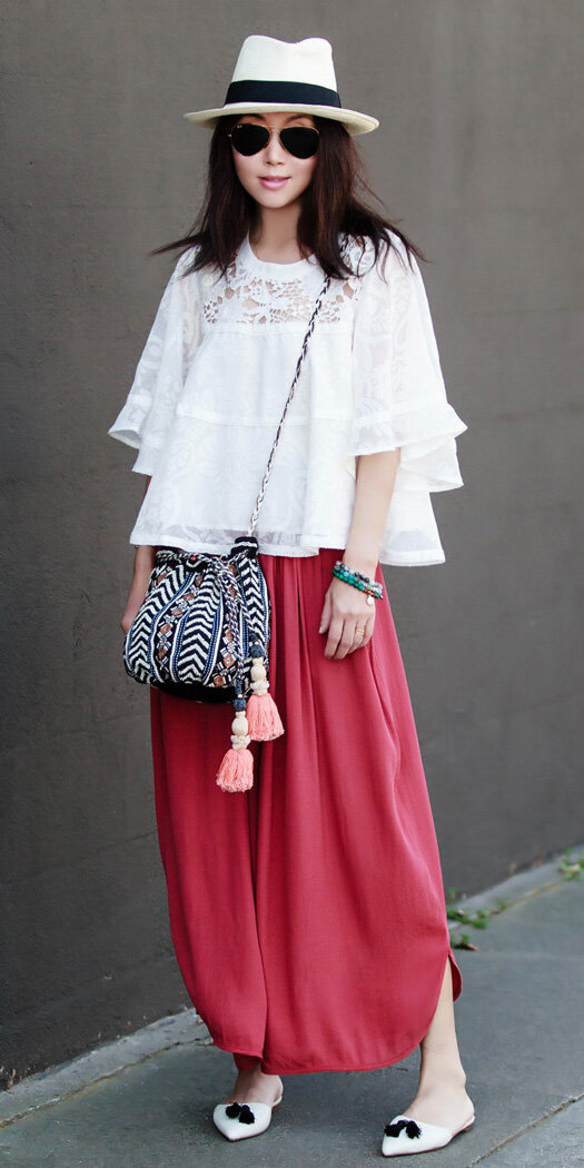 red-maxi-skirt-white-top-blouse-peasant-black-bag-white-shoe-flats-hat-panama-brun-spring-summer-weekend.jpg