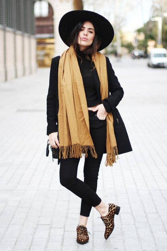 black-skinny-jeans-yellow-scarf-black-jacket-coat-hat-brun-brown-shoe-brogues-leopard-print-fall-winter-french-lunch.jpg