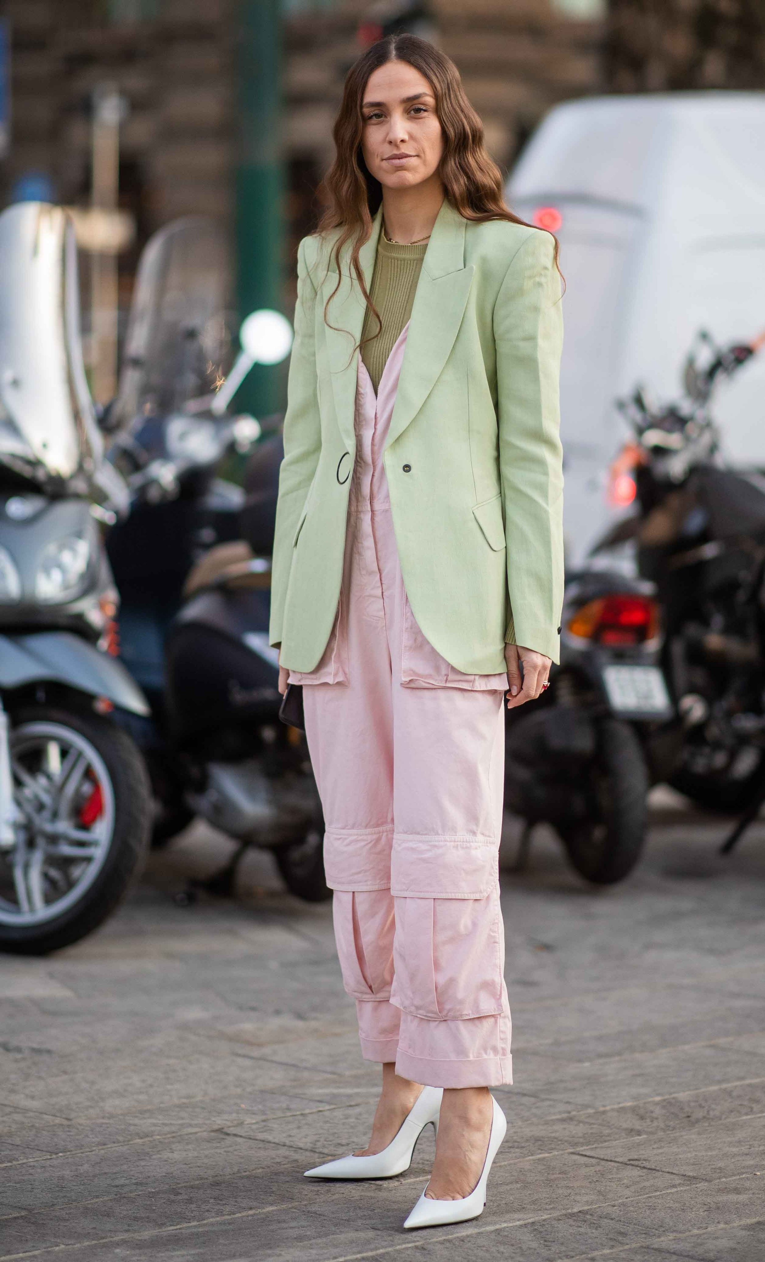 Pastel pink jumpsuits | HOWTOWEAR Fashion