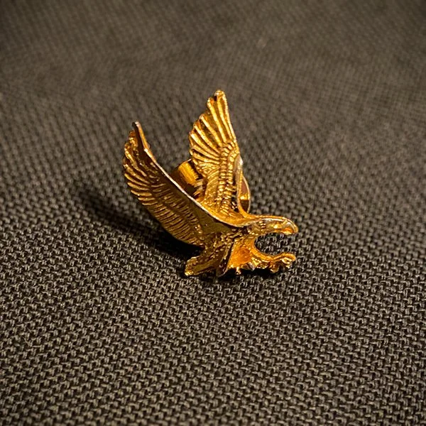 What’s the deal with the 🦅 eagle?