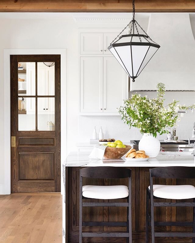 For the record, these are my favorite pocket doors.  The exterior of this house gets a lot of love, but there are SO many beautiful details inside. 🖤 #LakevilleModernTudor
📷: @spacecrafting_photography 
Interior Design: @briahammelinteriors