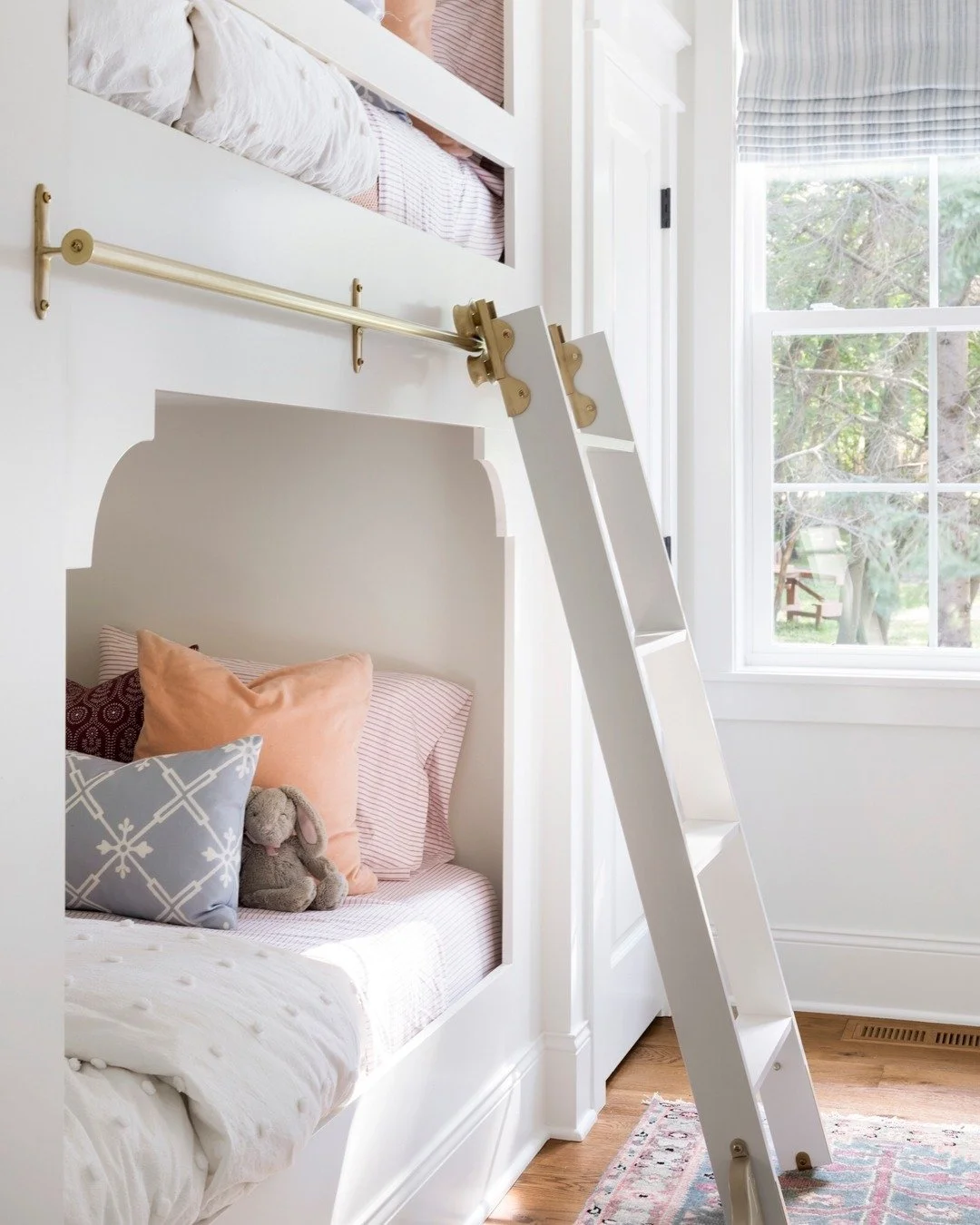 The bunk room is from our lake home project and there is just too much to love from the adorable bunk details to brass ladder. 

#bunkroom #bunkroomdesign #customhomes #homedesign #mnhomes #lakehomes