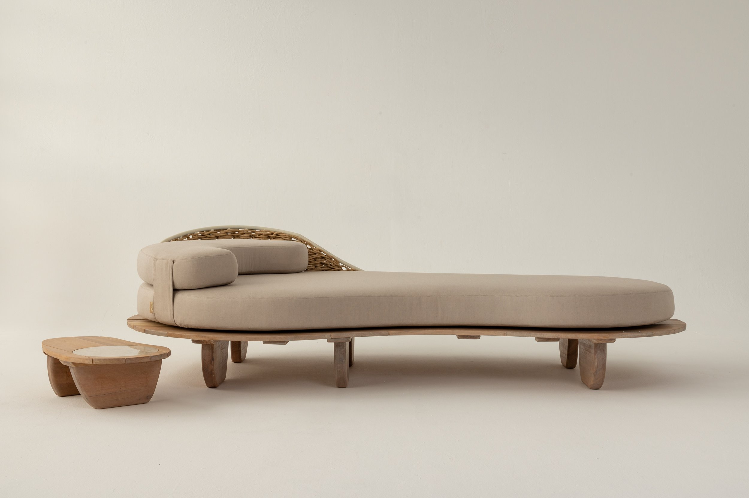 SL-Sayari Daybed-Studio-9.jpg