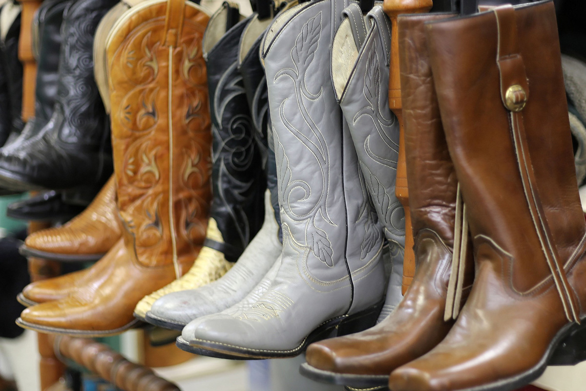 boot stretchers for cowboy boots