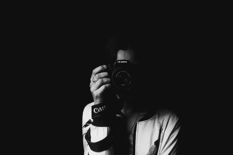 TWO EYES. TWO STORIES