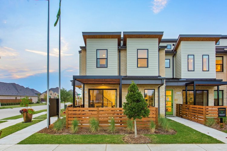 Commercial - Grenadier Townhomes