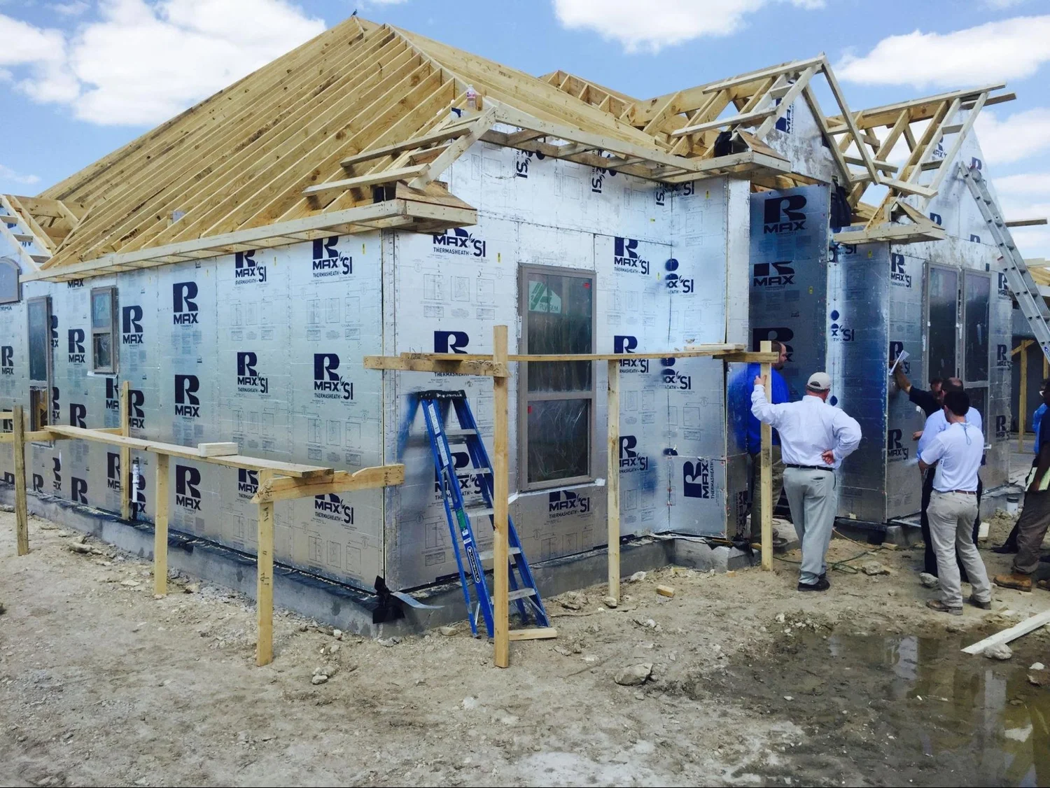 Is Polyiso Insulation Waterproof? — Rmax