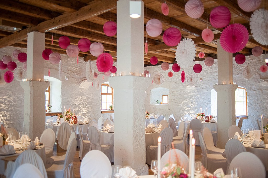 Perfekt abgestimmte Hochzeit auf Schloss Ehrenfels