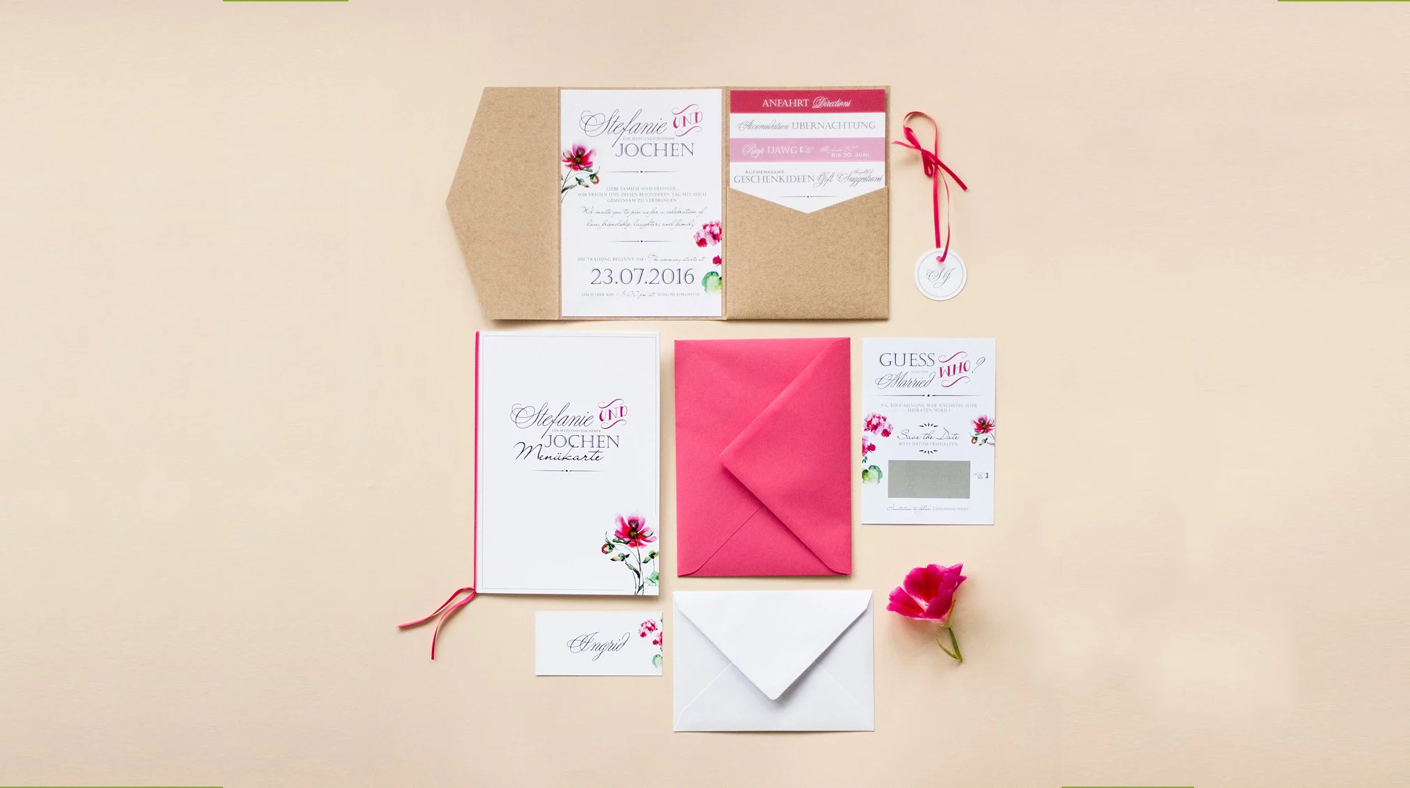 Umfassendes Papeterie-Set in Rottönen und Pocketfold