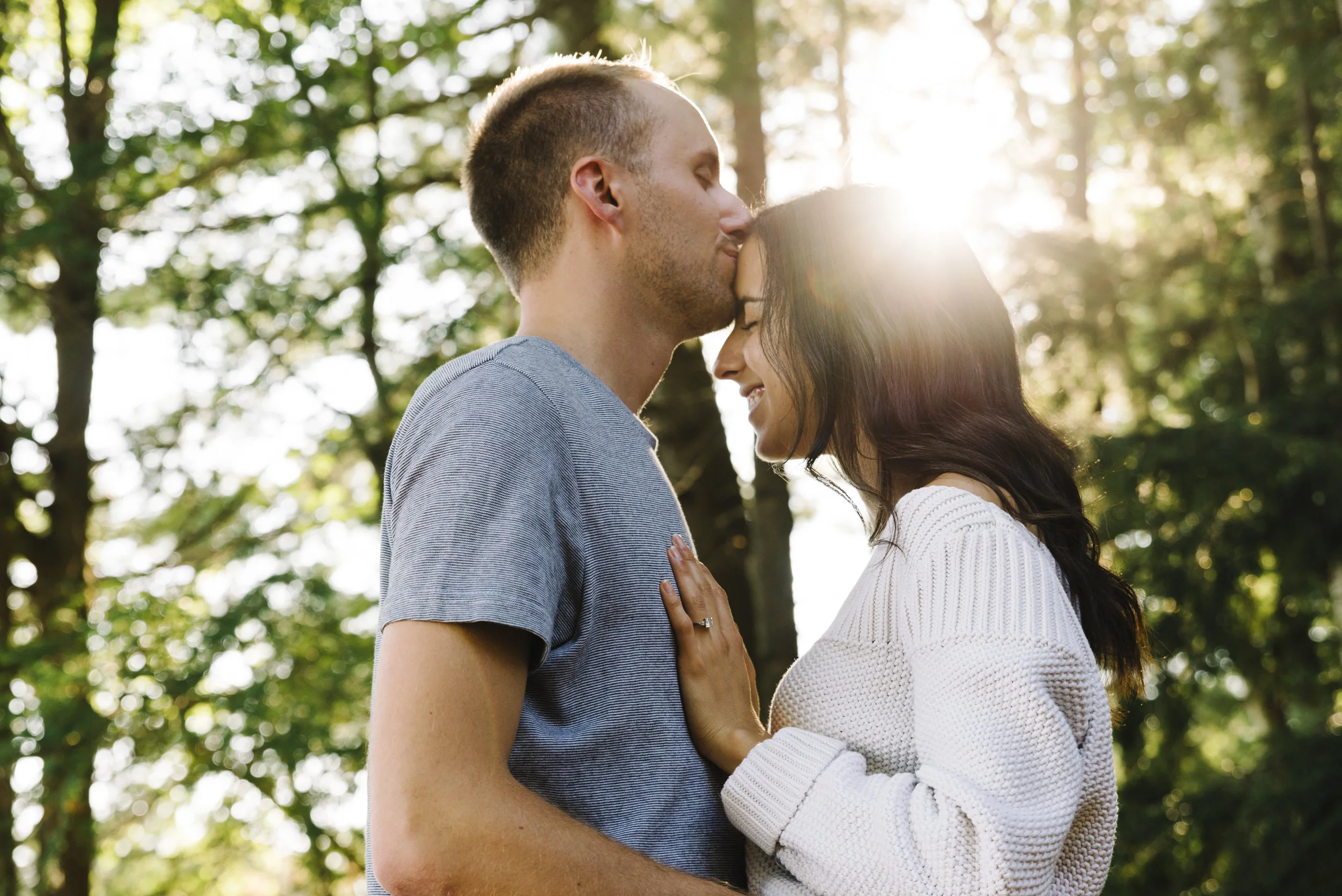 Bianca &amp; Blake’s Sunset Cottage Engagement Session