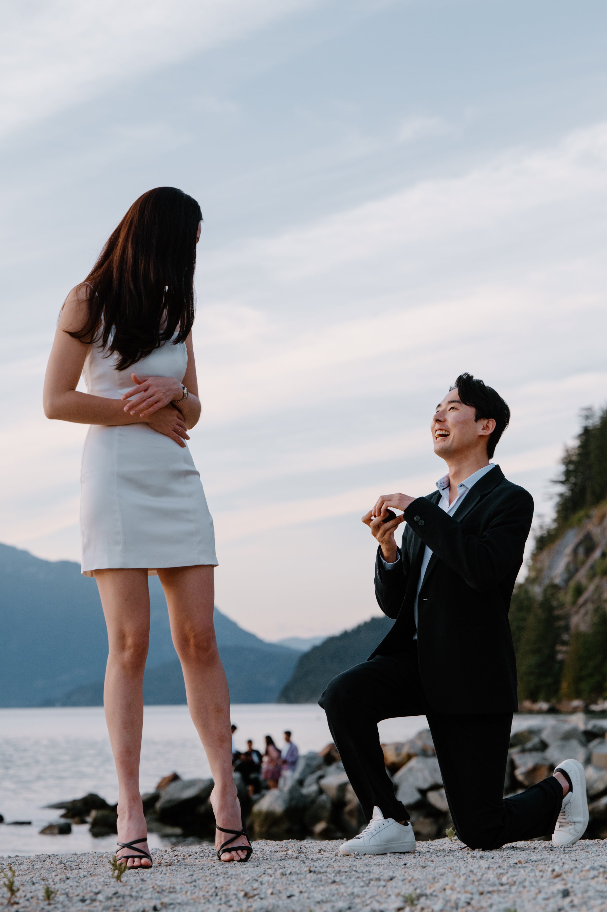 RosewoodStudios-PorteauCove-BCEngagement-BCWeddingPhotographer-Vancouver-Wedding-Photographer-Proposal-25.jpg