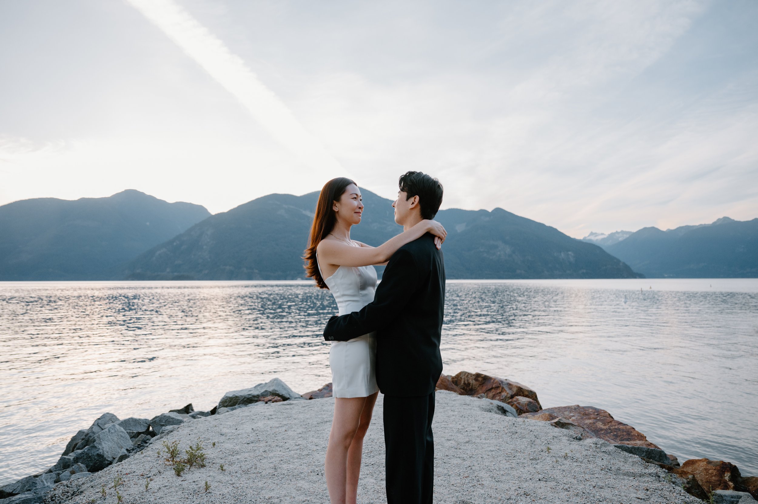 RosewoodStudios-PorteauCove-BCEngagement-BCWeddingPhotographer-Vancouver-Wedding-Photographer-Proposal-32.jpg