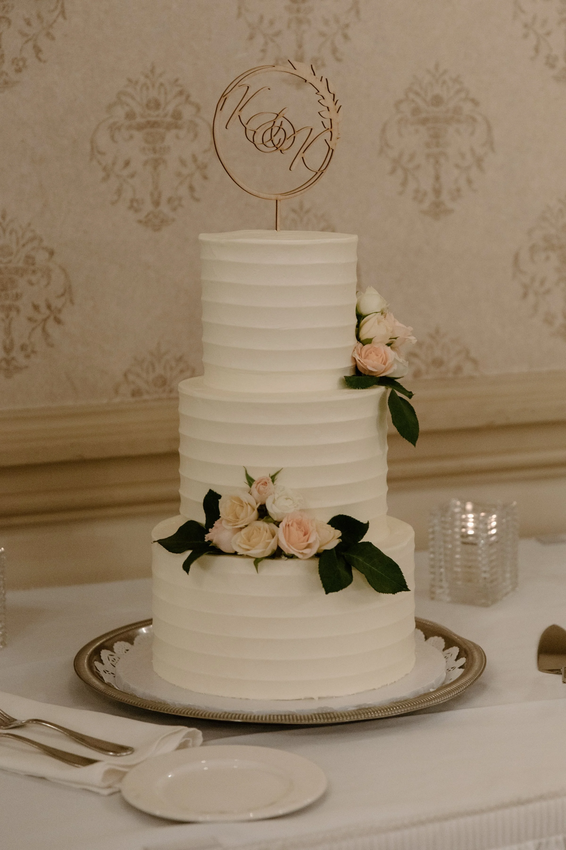 Wide photo of a wedding cake display at a Toronto wedding reception