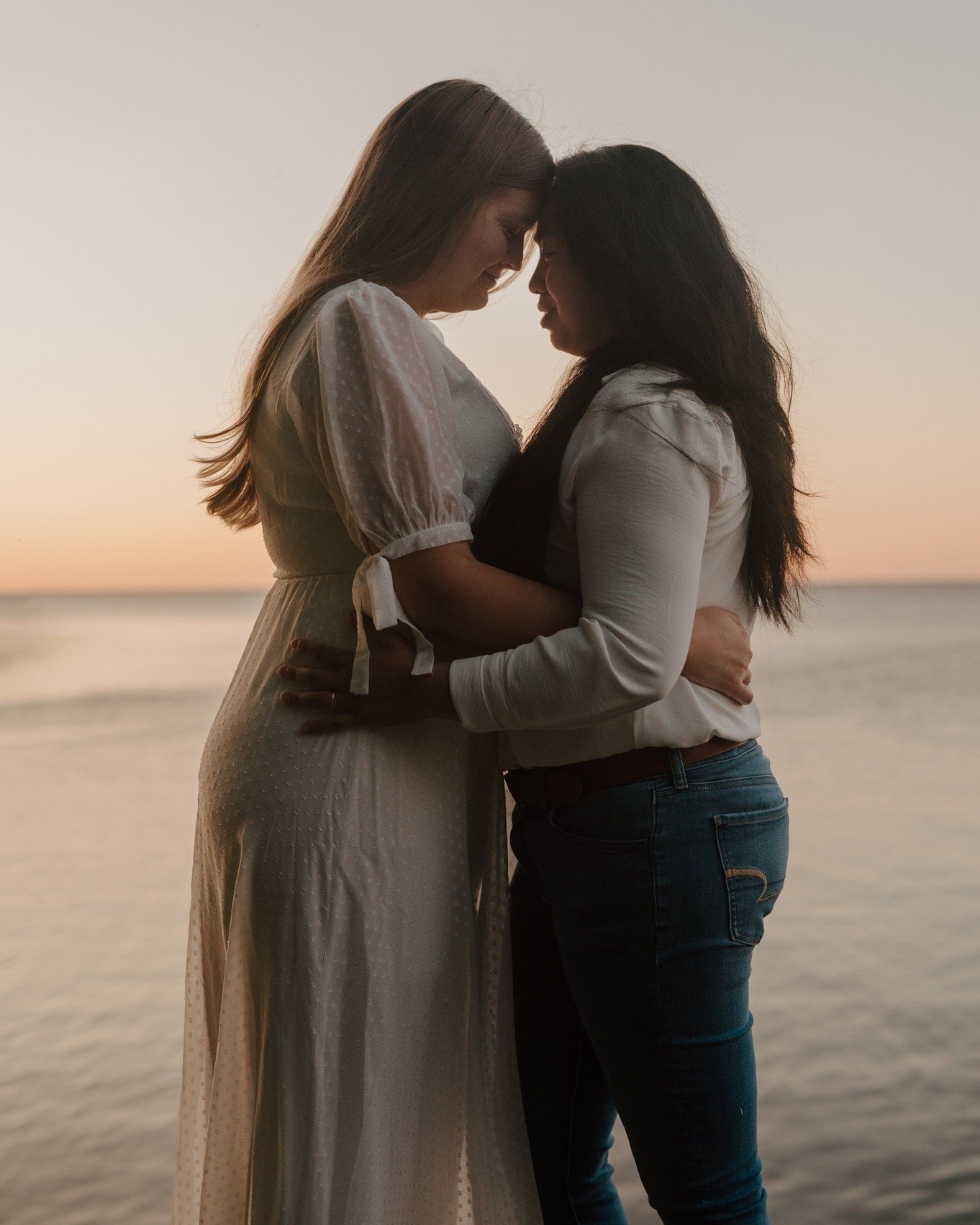 Our biggest flex (well one of) is that we loudly and proudly celebrate + honour + intentionally carve out a safe space for 2SLGBTQ+ couples and families allllllll year long 🏳️&zwj;🌈 🏳️&zwj;⚧️

It is so disheartening when couples reach out to ask i
