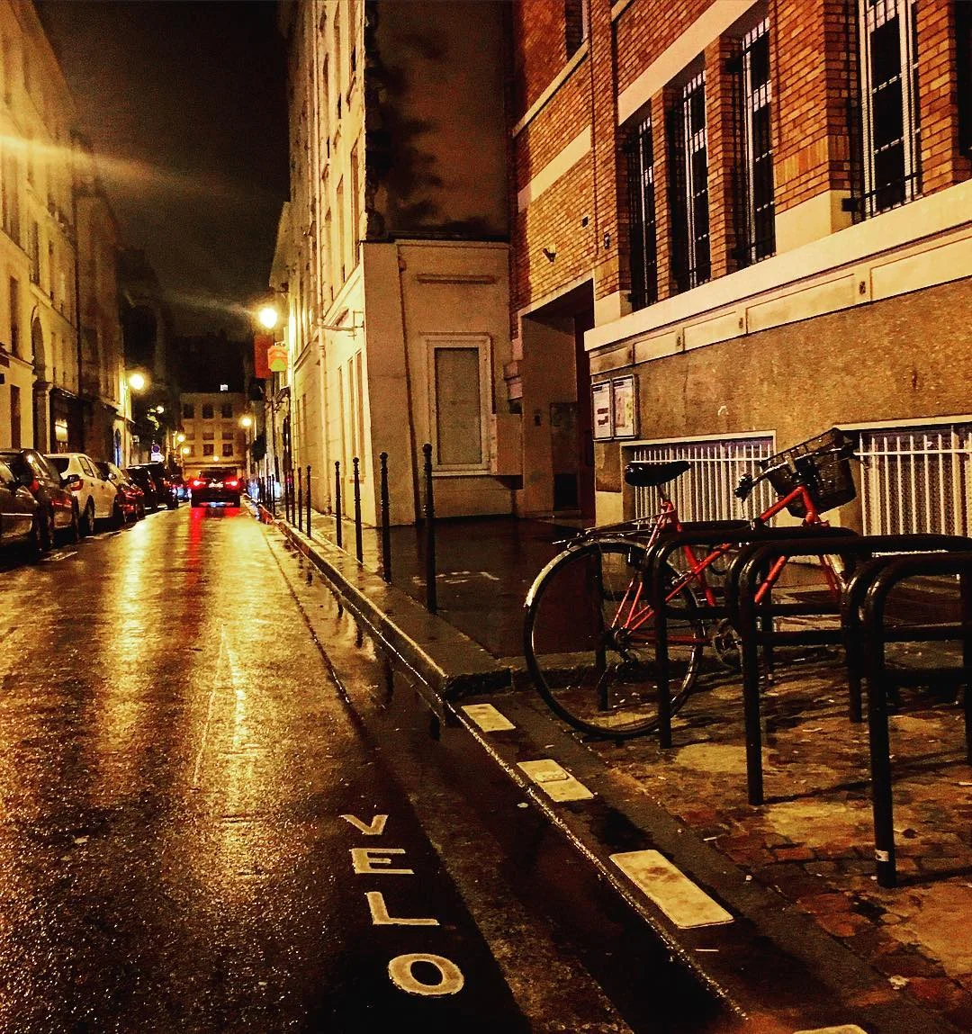 Velo_dans_la_rue.__.jpg