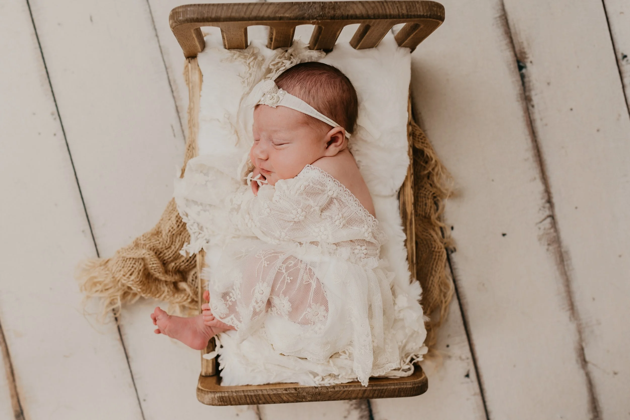 Maternity and Newborn Photography - Danelle Joy Photography (Copy)