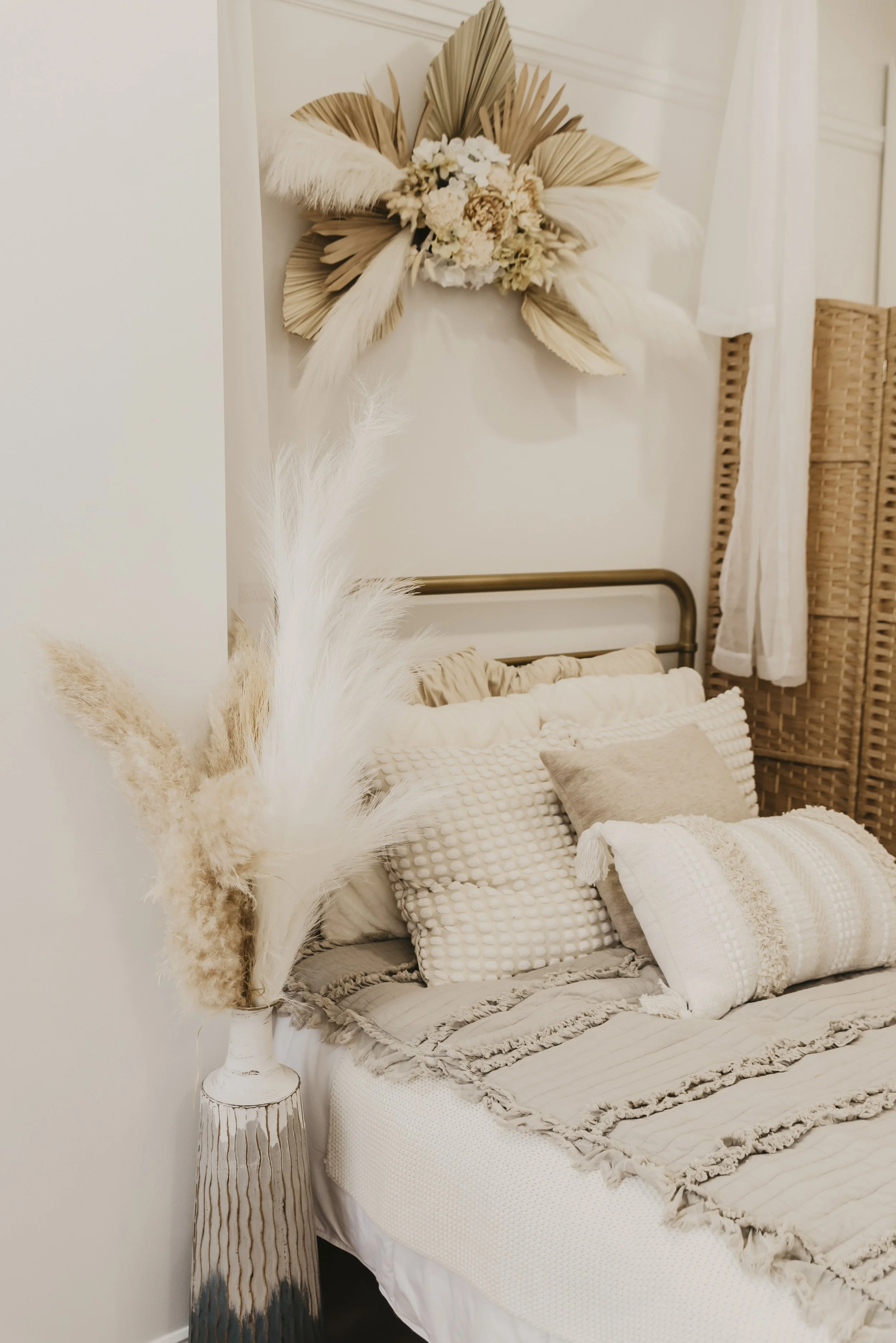 Luxury Newborn Photography in Cleveland, Ohio | What to Expect From Your Newborn Session