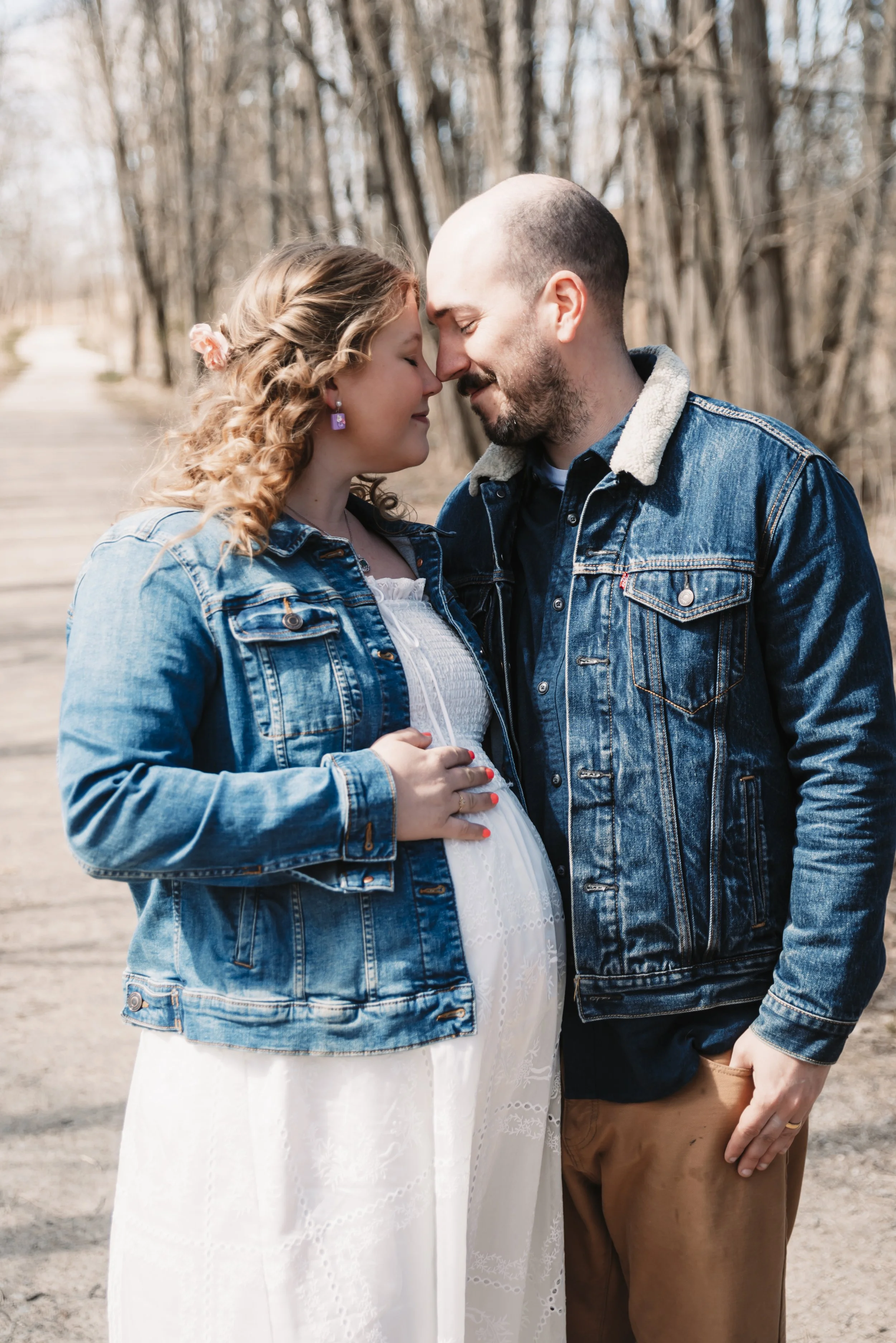 When Is the Best Time to Book a Photographer? (Northeast Ohio Guide for Families &amp; Newborns)