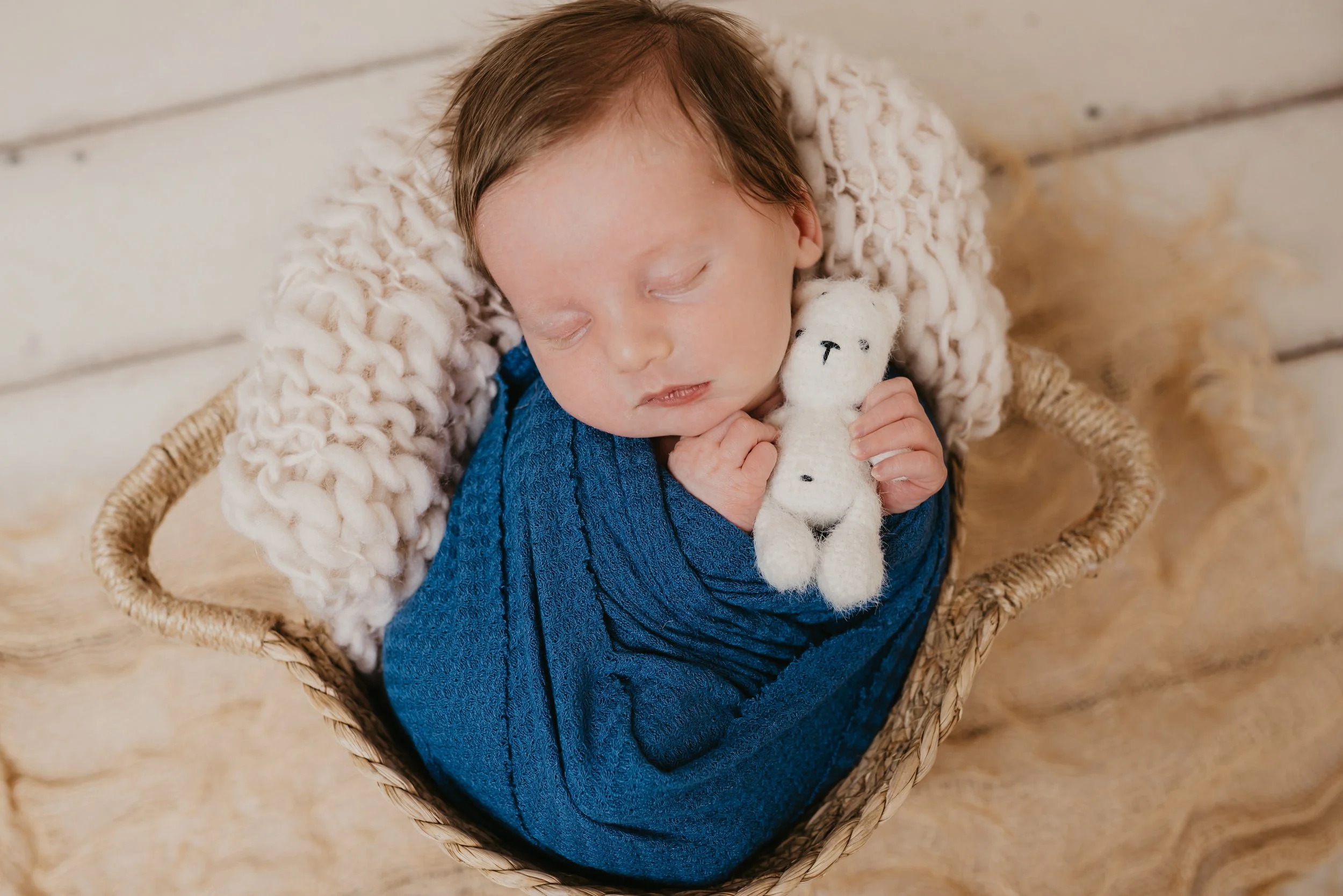 Cleveland Newborn Photography: How to Prepare for Your Baby’s First Photo Session