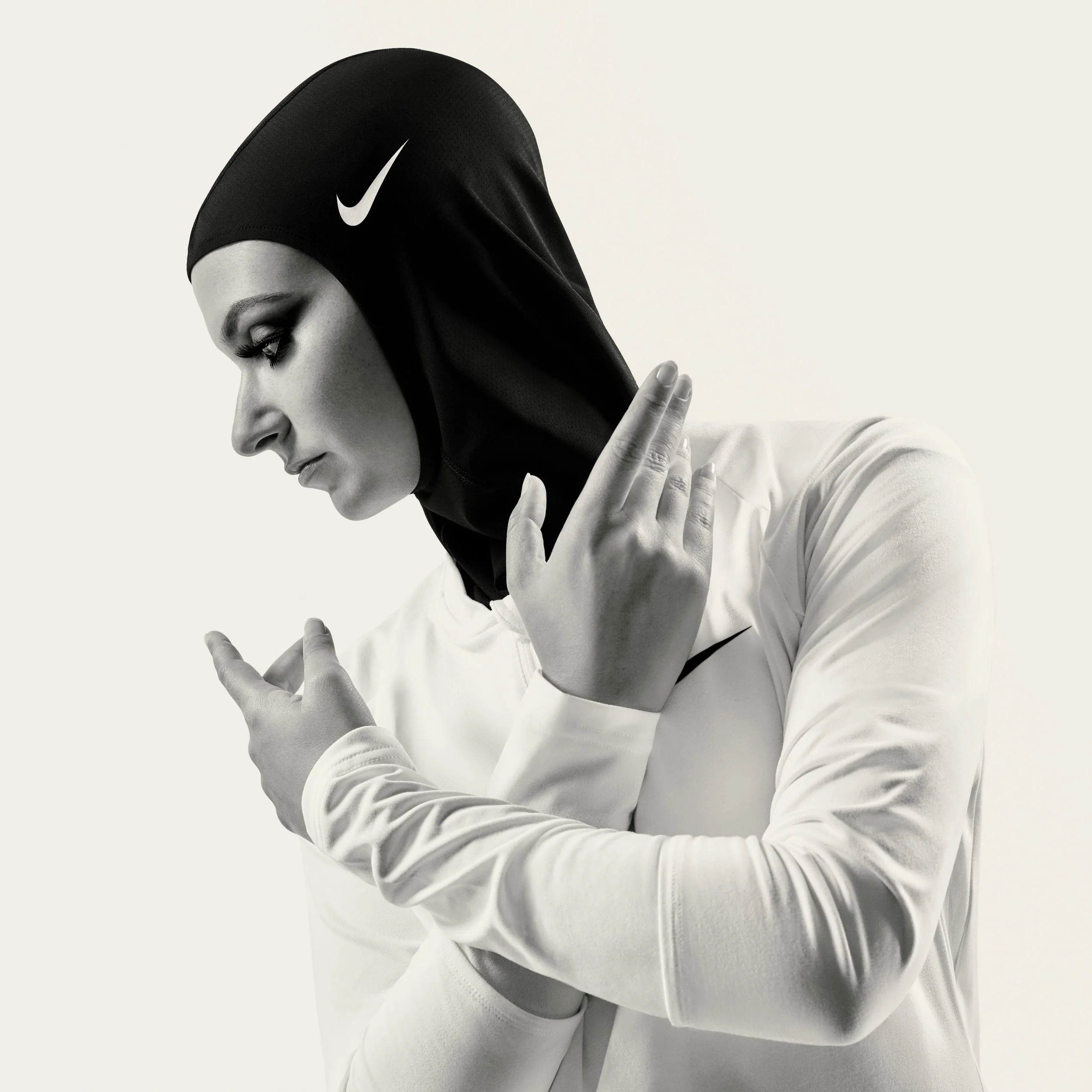 HO17_PROHIJAB_ZAHRA_SKATING_002 2x2.jpg