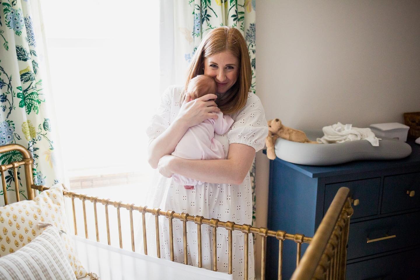 This redheaded mama got a redheaded baby girl and it is just the cutest. 😍 
.
.
.
.
#denvernewbornphotographer #denvernewborns #denvernewbornphoto #canon #canon5dmarkiii #southdenverphotographer #denverlifestylephotographer