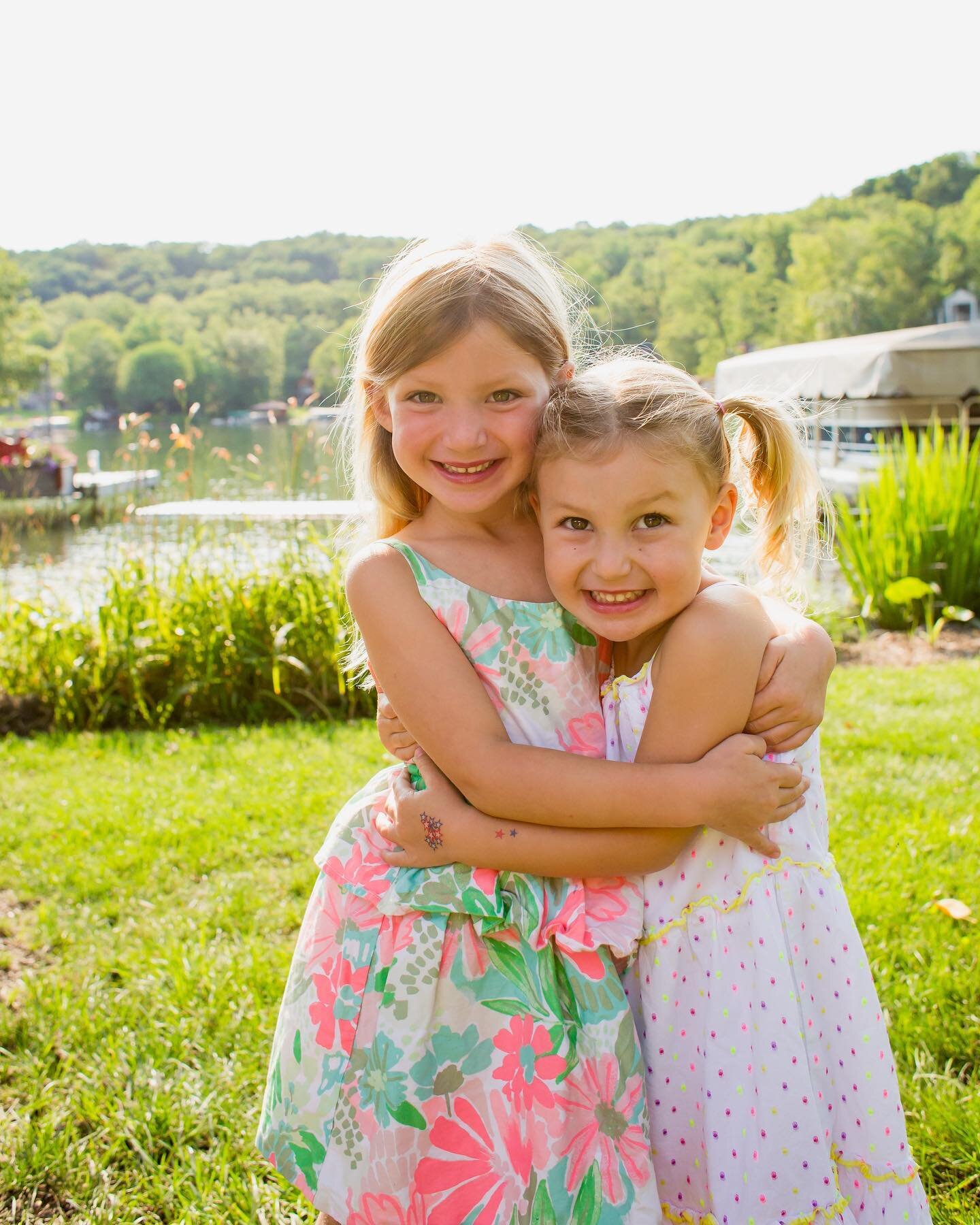 Sweetest sisters and my little ones newest buddies from a month playing at the lake. 
.
.
.
.
#sisters #denverfamilyphotographer #denverphotographer #grandviewlake #familyphotographer #familysession #canonmarkiii