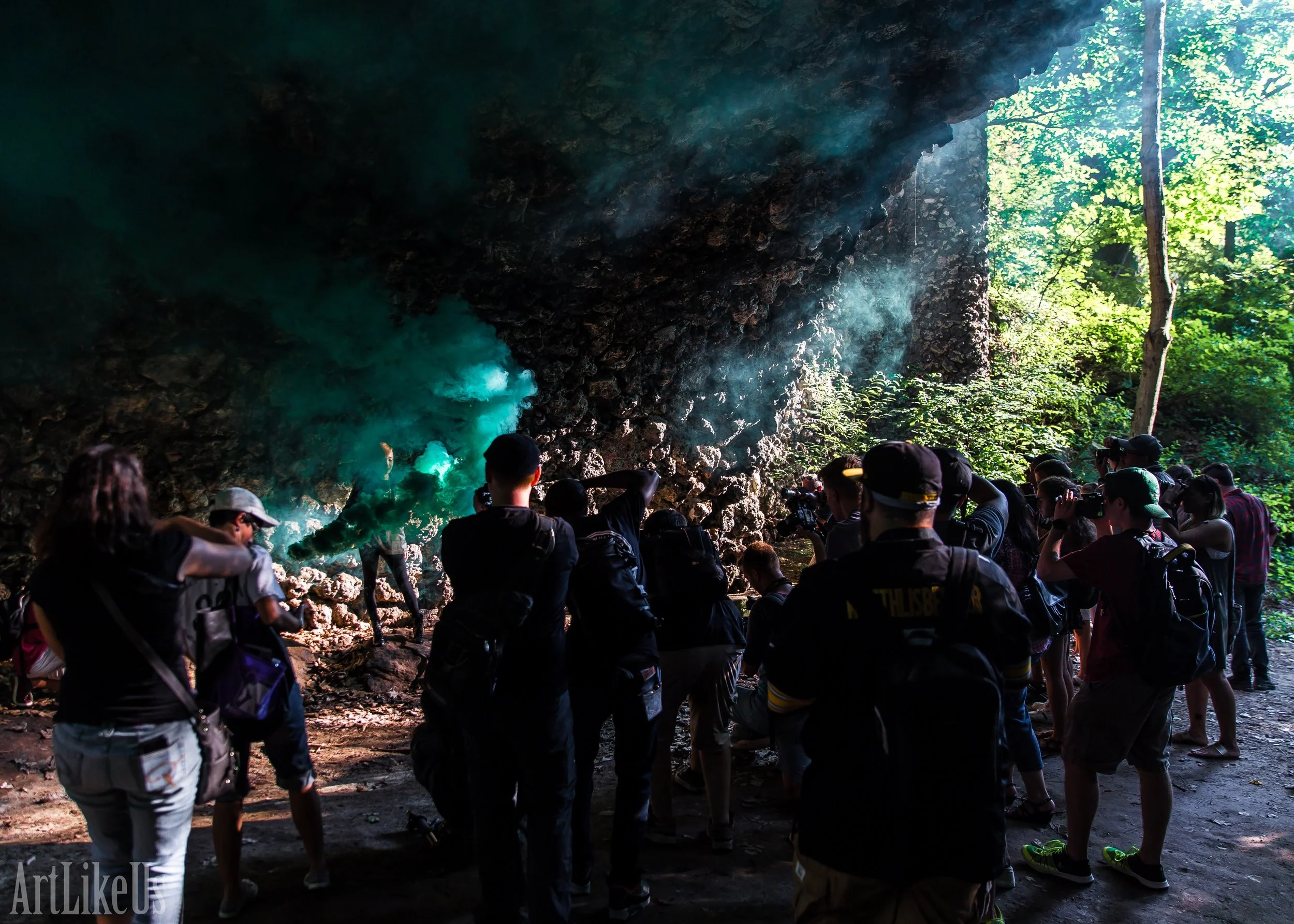 The Group snapping away as Lily does her thing with the smoke bomb. 