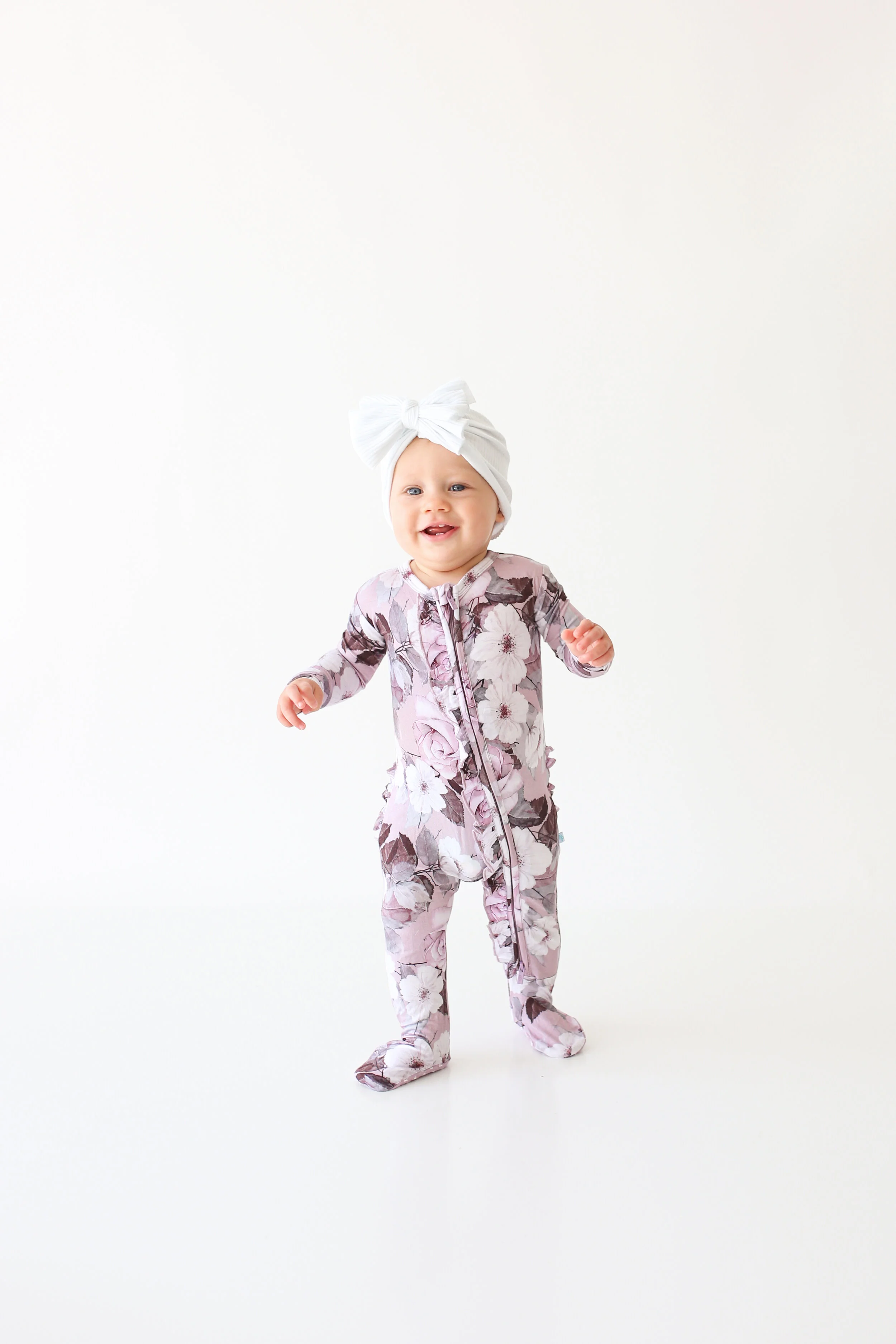 posh peanut violet footie