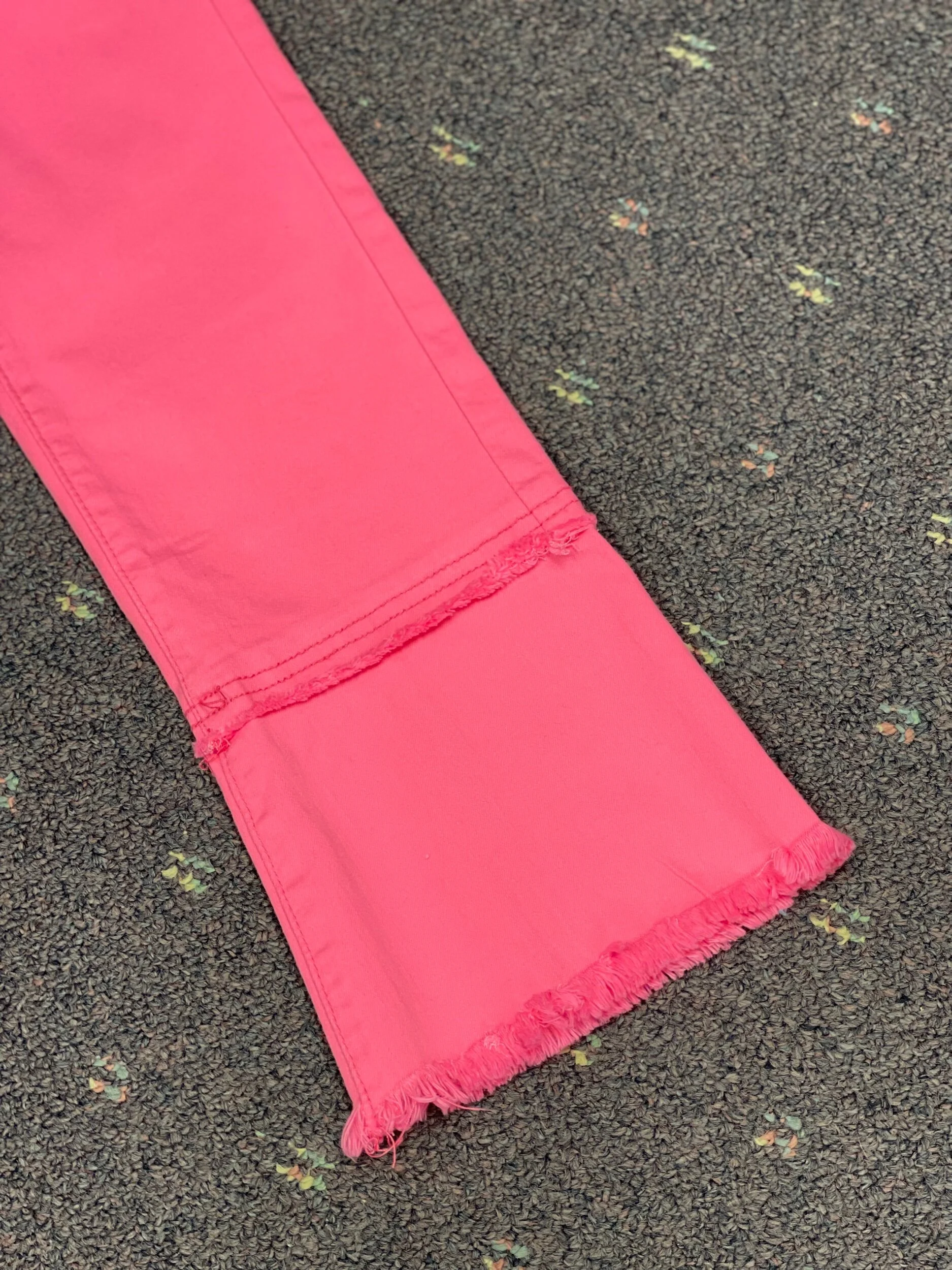 A2AA84DC-E184-4D39-BCF4-712EB0434BE5