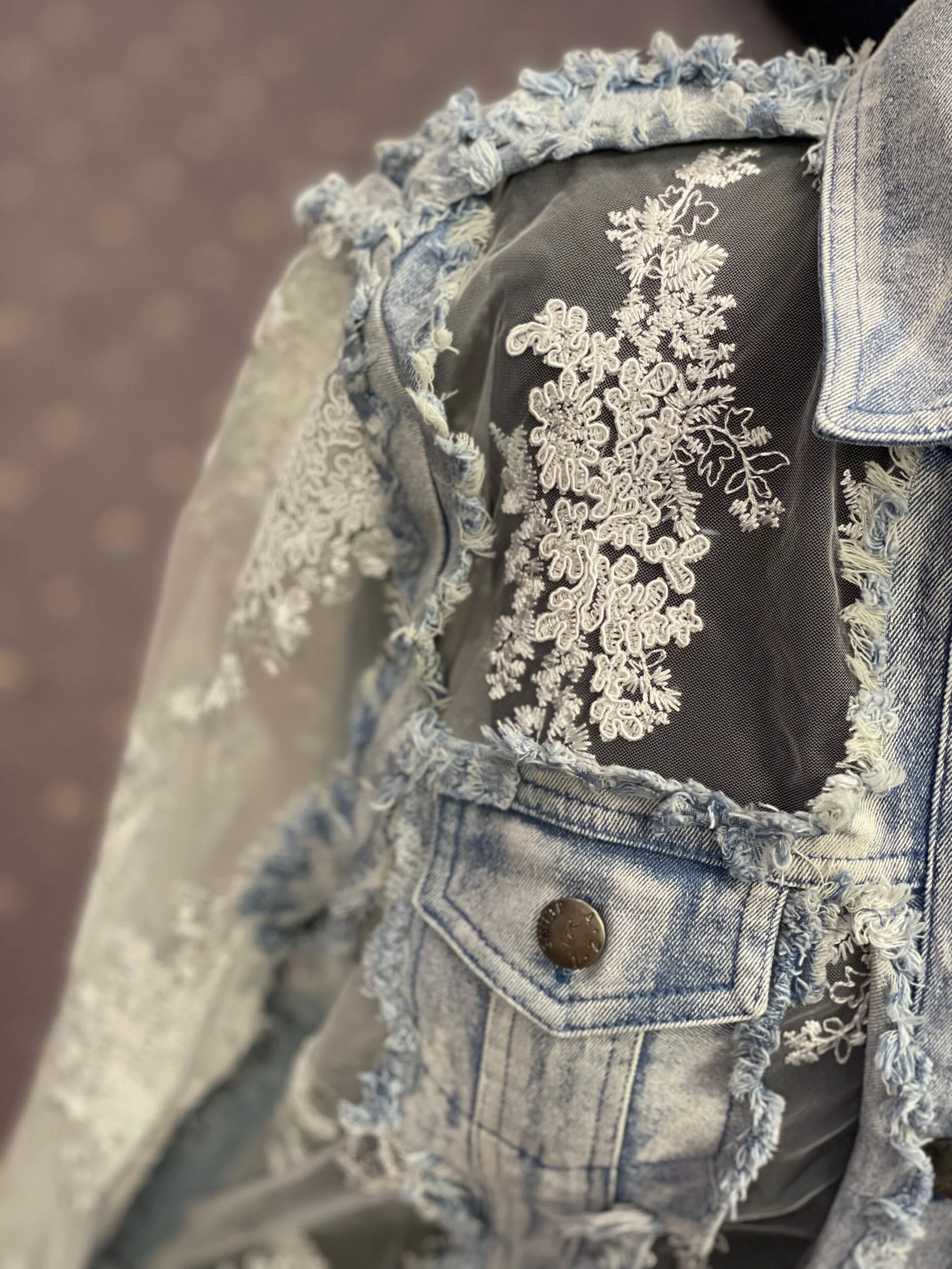 89F9DCEF-44C7-4ADF-BDFF-0C5D91A24376