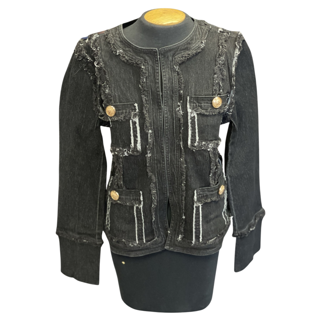 D934571D-BEF9-4986-AB68-7EC1CD503645