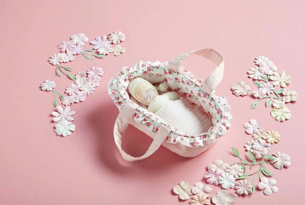 CE87DECF-BC63-4A1F-B4EF-3AC658CF68AF