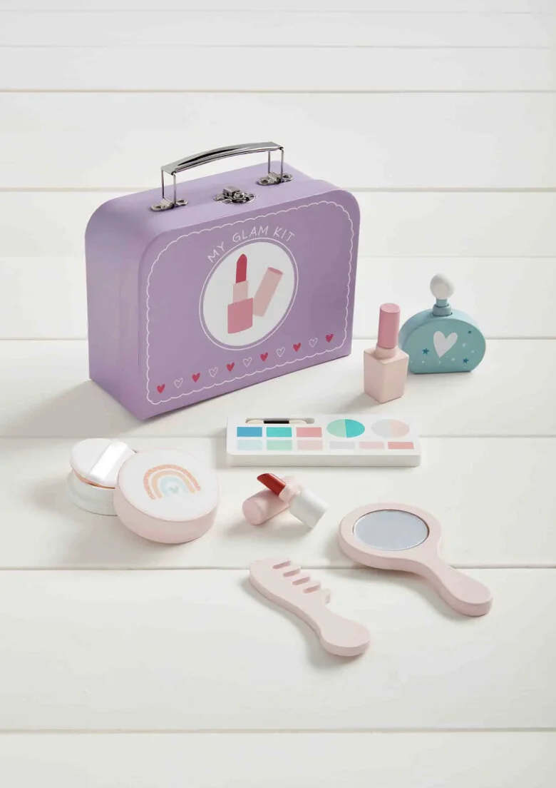 4EF3700C-F69D-450F-B06A-E416A5C30184