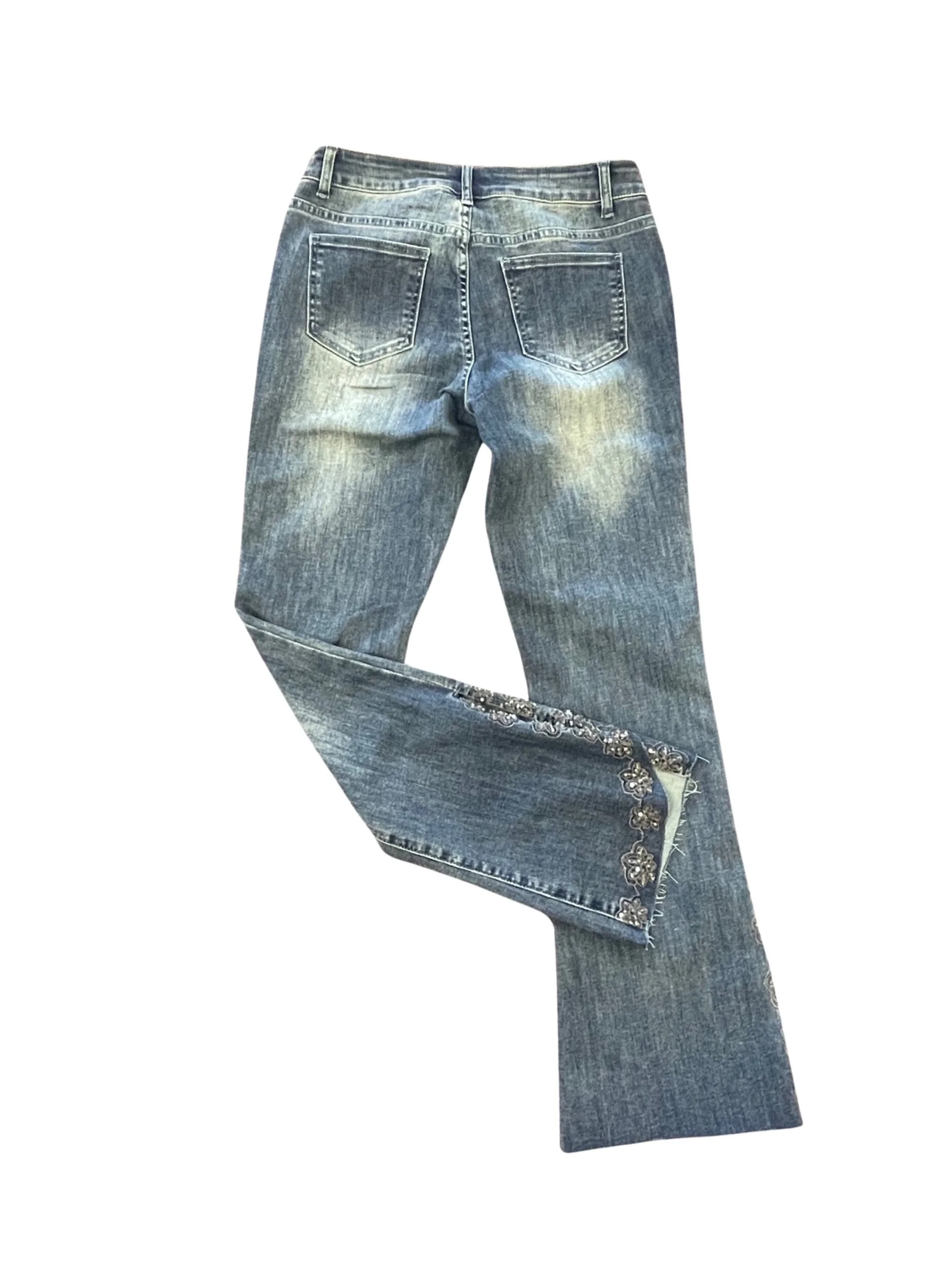 5FC06CAF-4704-4CCA-9C3D-04DFF8D372AF