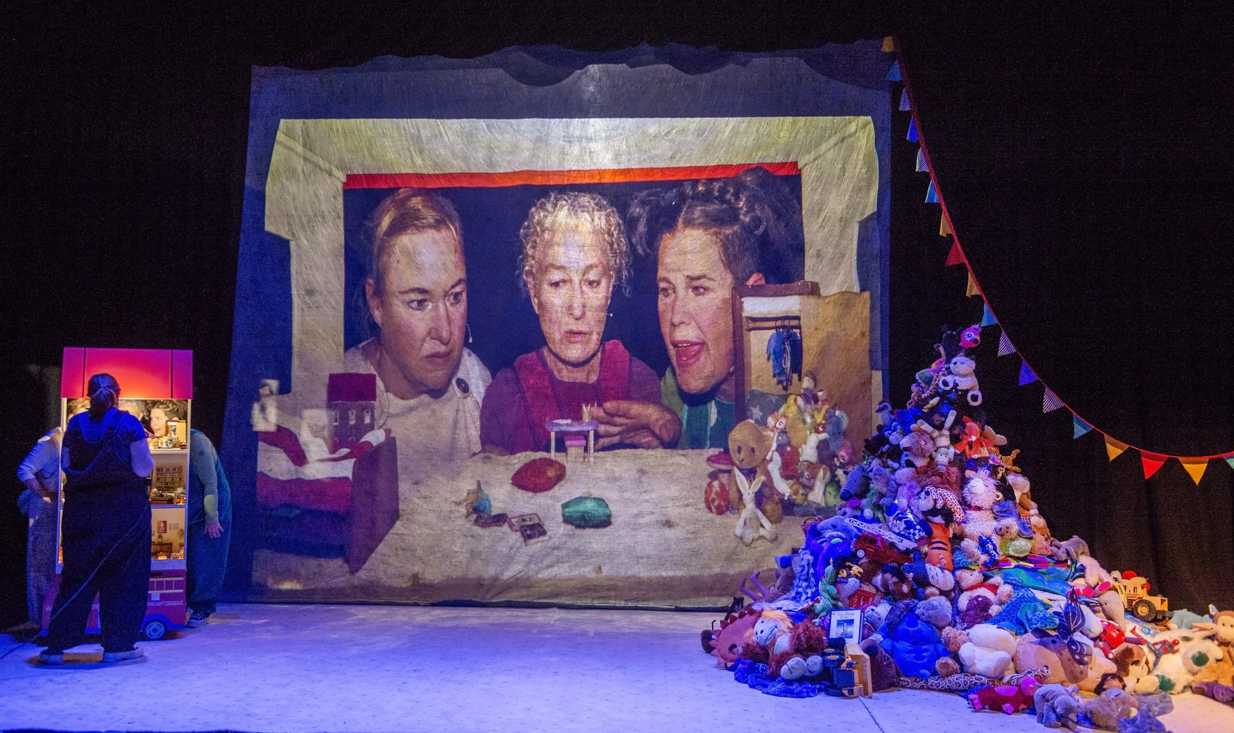 TaxiVelveteenRabbit270924Dunn 19.jpg