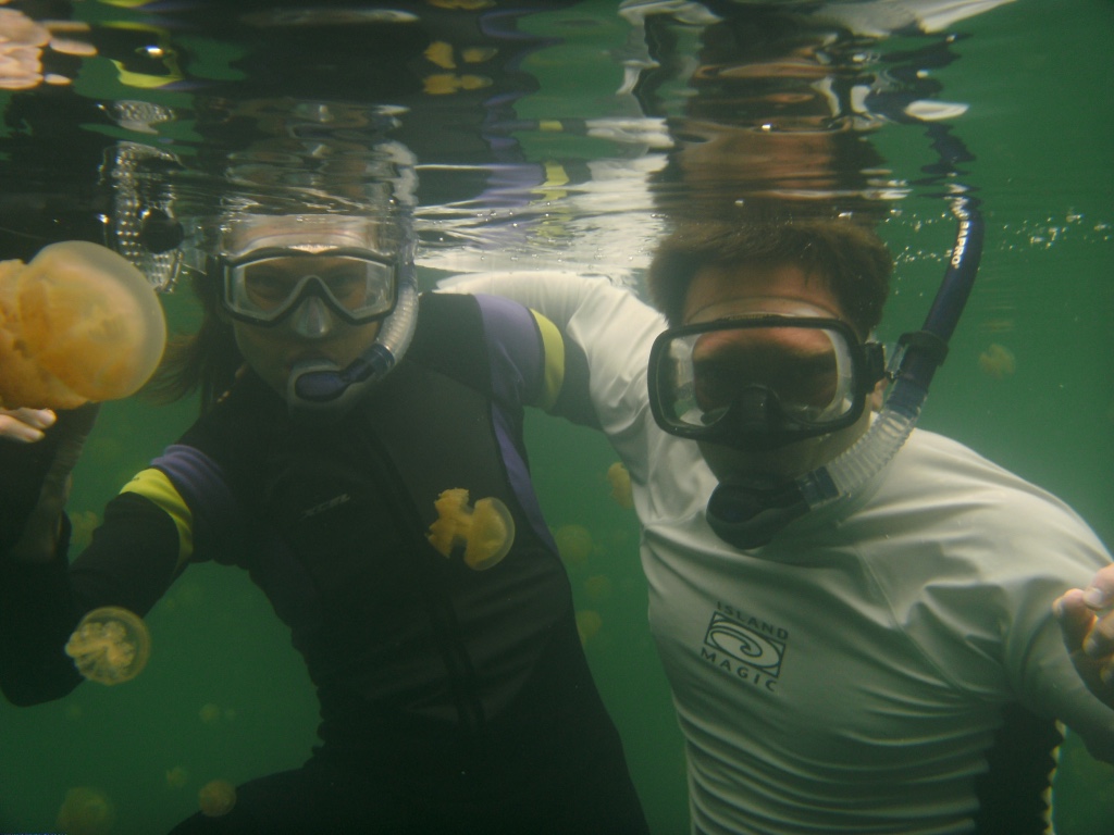 melody and steve at jellyfish lake_1024.jpg