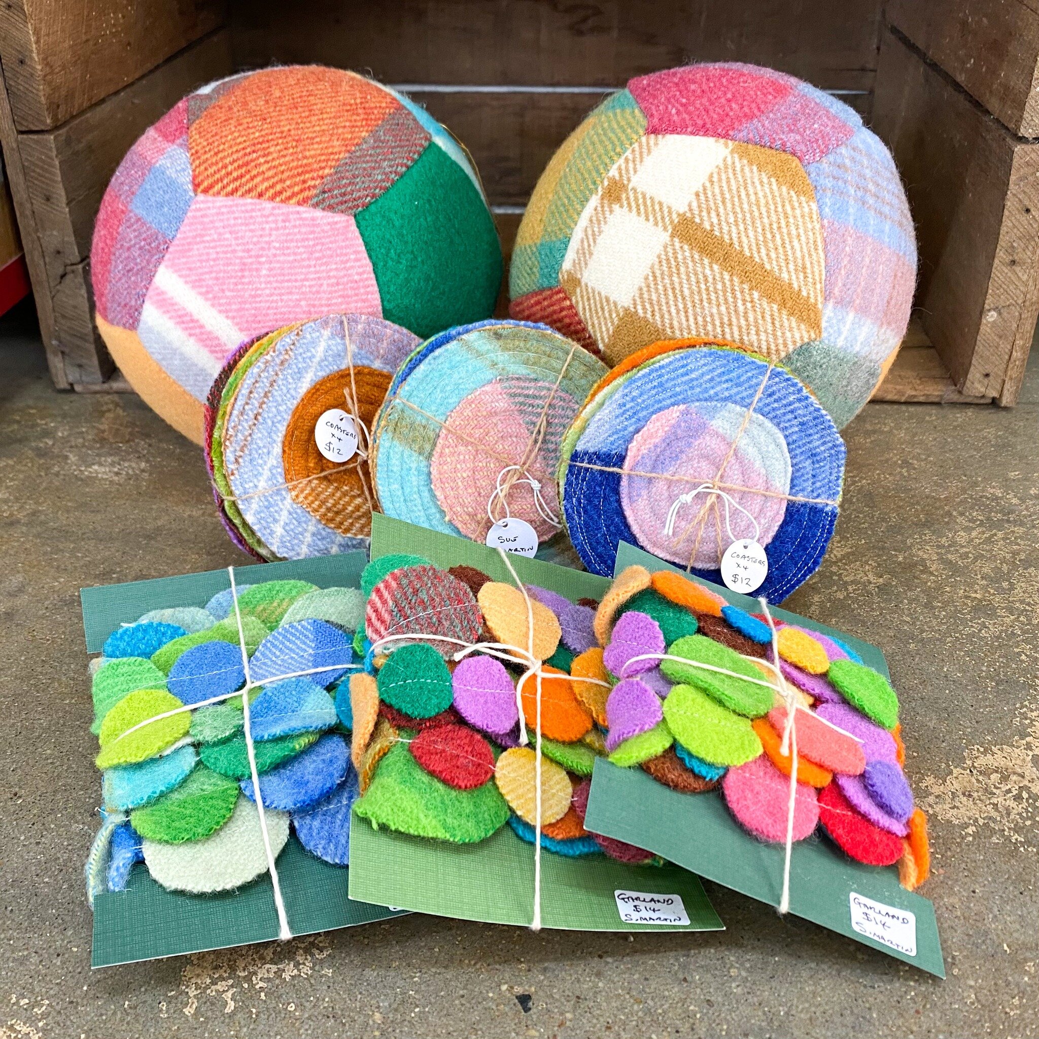 Here&rsquo;s a little bit of colour on a grey day!
A lovely colourful delivery of balls, coasters, heat packs and garlands from @suzannemartin 😍
We love that they&rsquo;re made from repurposed Australian woollen blankets ❤️

#freshstock #foundrybair