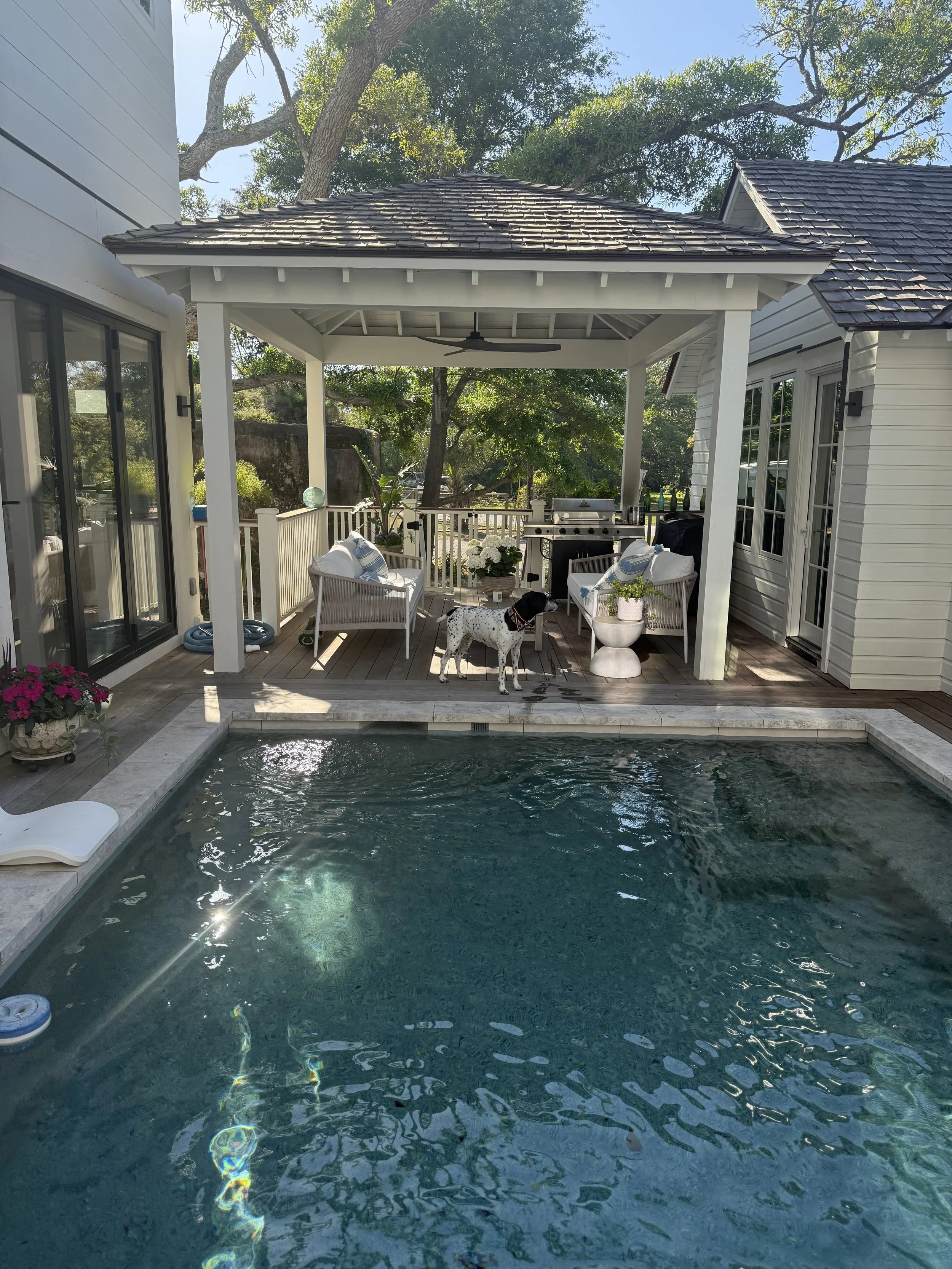 pool2.jpg