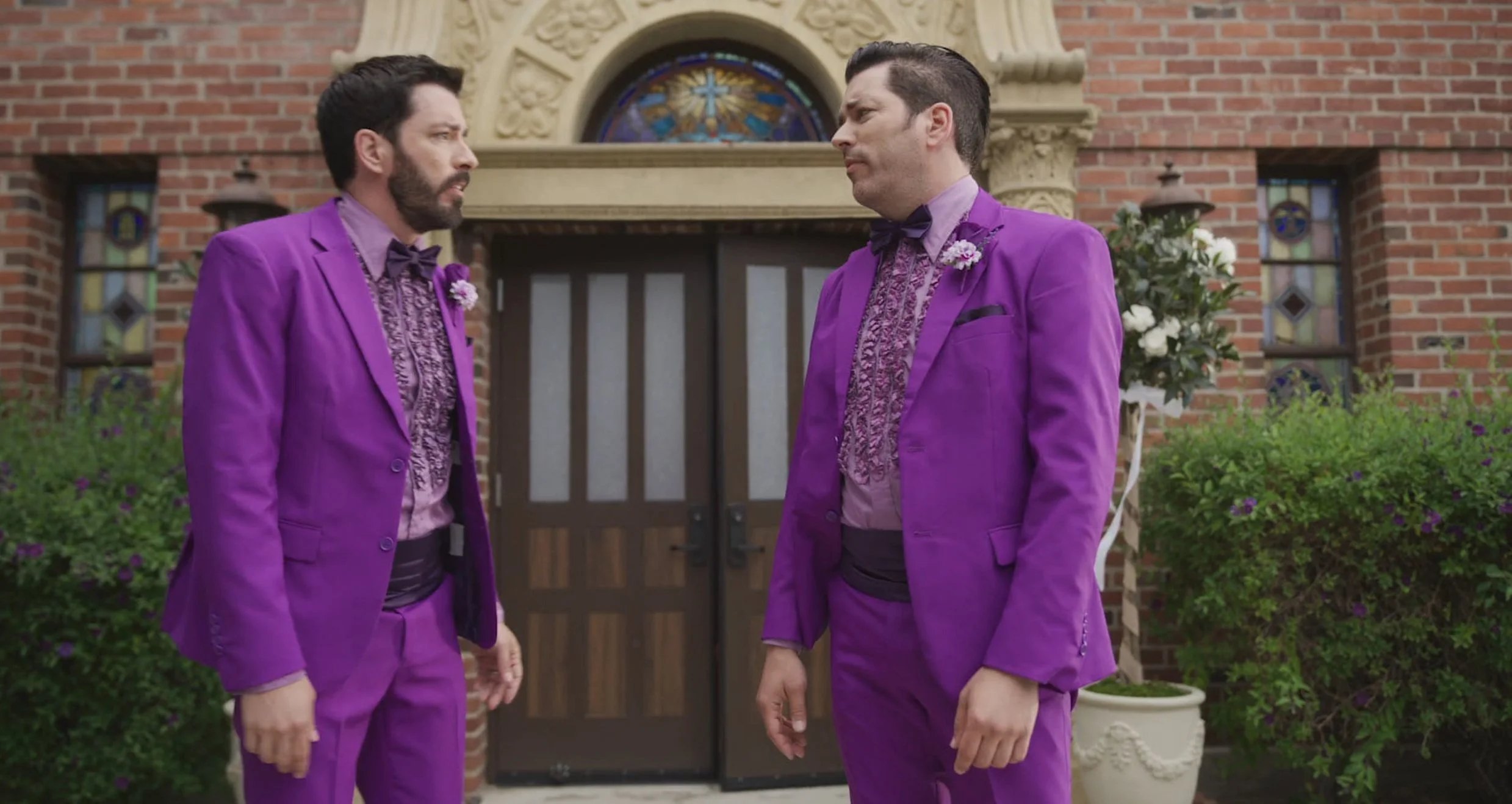 PROPERTY BROTHERS / DISH "WEDDING"