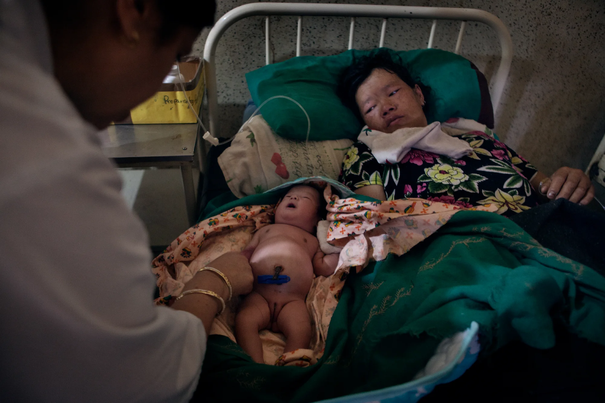 3_Welcome Labour Room_Singles.JPG