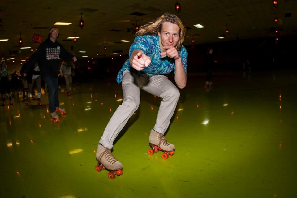 GGILLZ LOOSE BOARDIN | Episode 1 And our new JAPAN CAMP COACH 2018