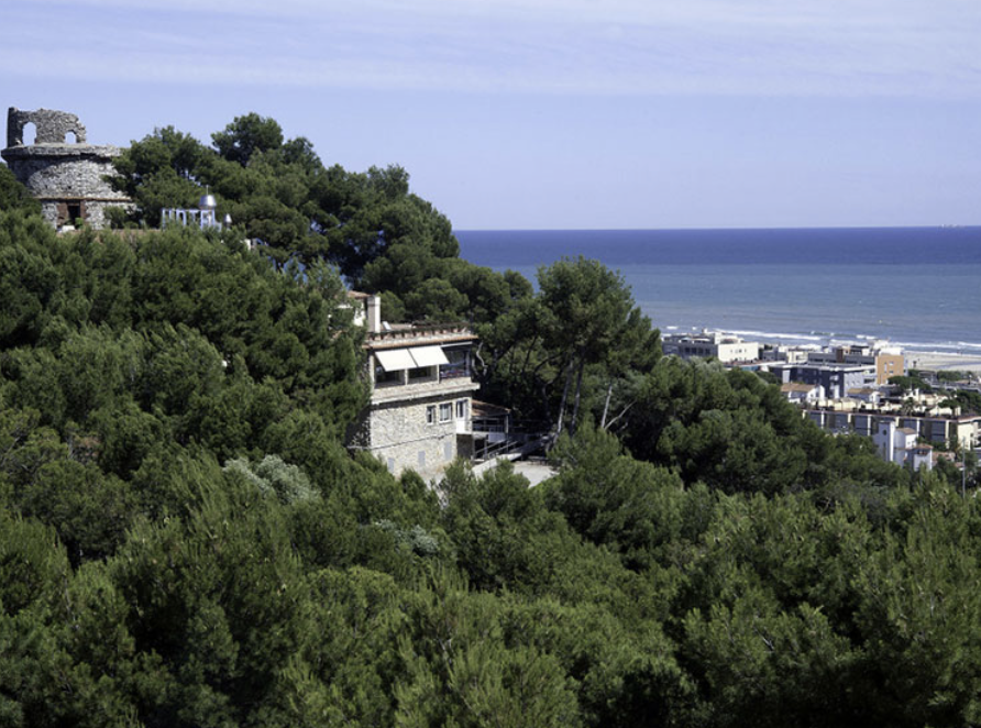 LINXS related event: Gordon Research Conference (GRC) on Neutron Scattering 