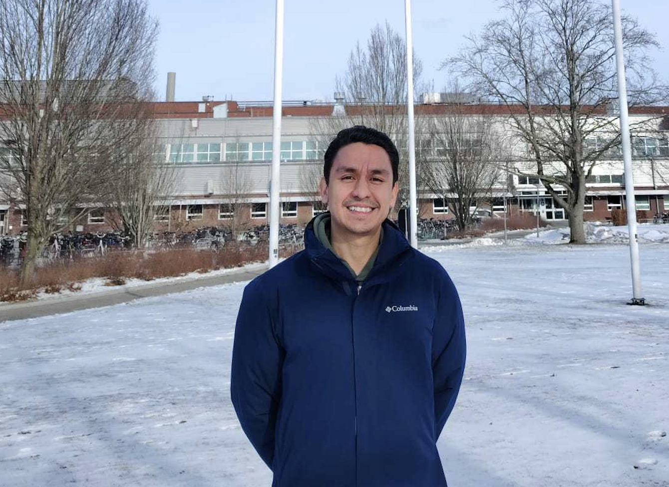 Meet AMBER postdoc Sebastian Pineda Pineda